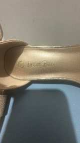 Dexter Women's Gold Glitter Wedge Sandals - Image 3