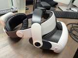 Meta Quest 3 VR Headset w/Battery and Travel Case - Image 2