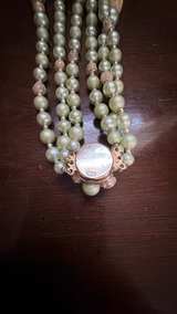 Vintage 3-Strand Green and Gold Beaded Necklace - Image 5