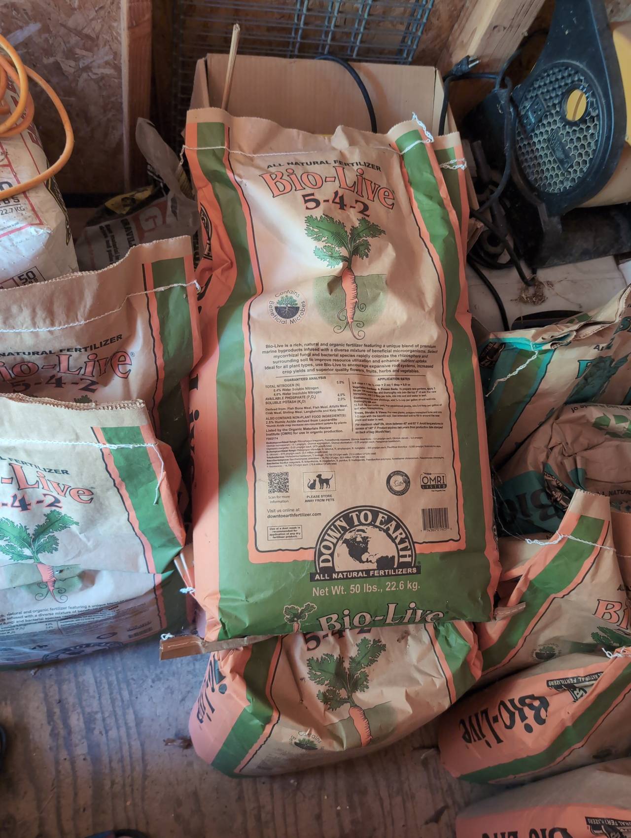 Down To Earth Bio-Live 5-4-2 Fertilizer