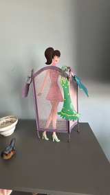 Retro Fashion Lady Metal Dressing Screen Sculpture - Image 4