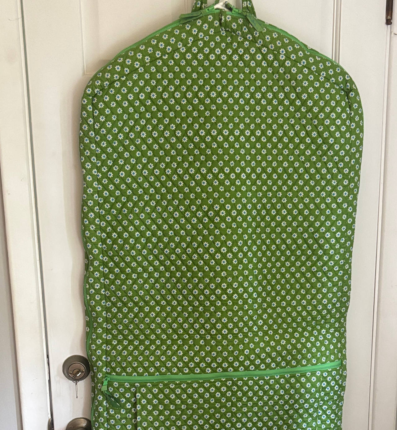 Vera Bradley Quilted Garment Bag Margarita Daisy