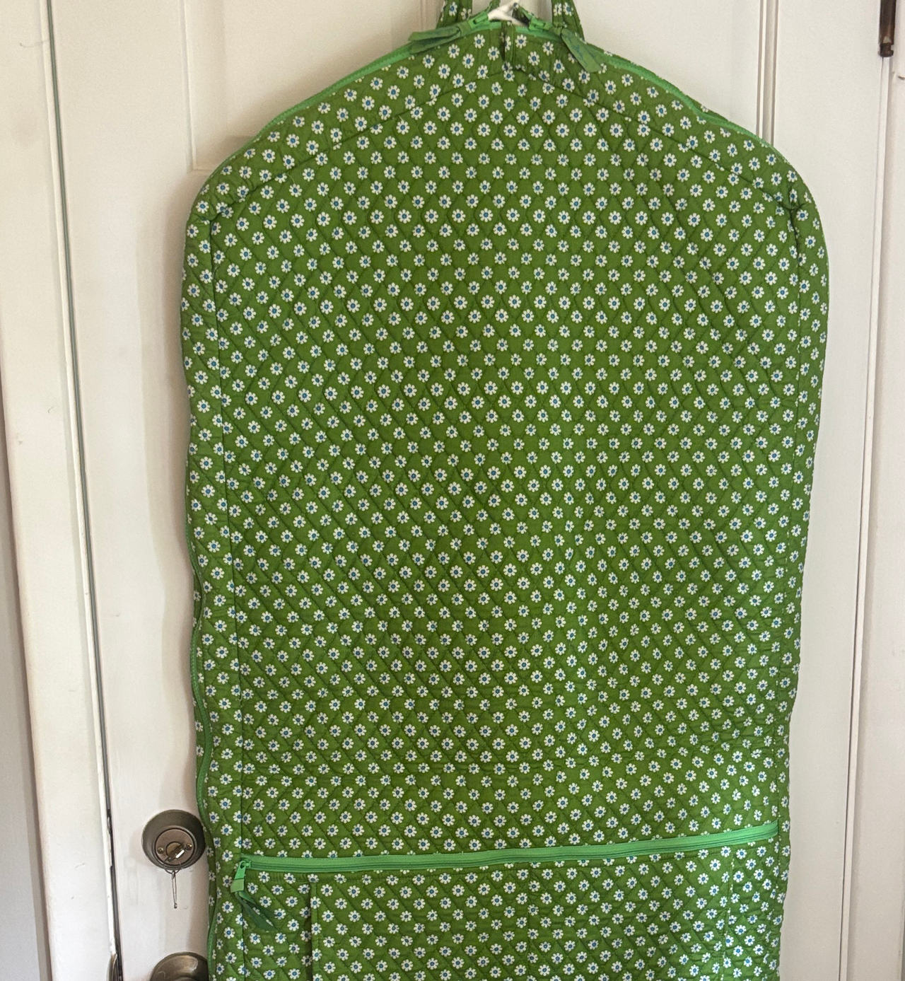 Vera Bradley Quilted Garment Bag Margarita Daisy