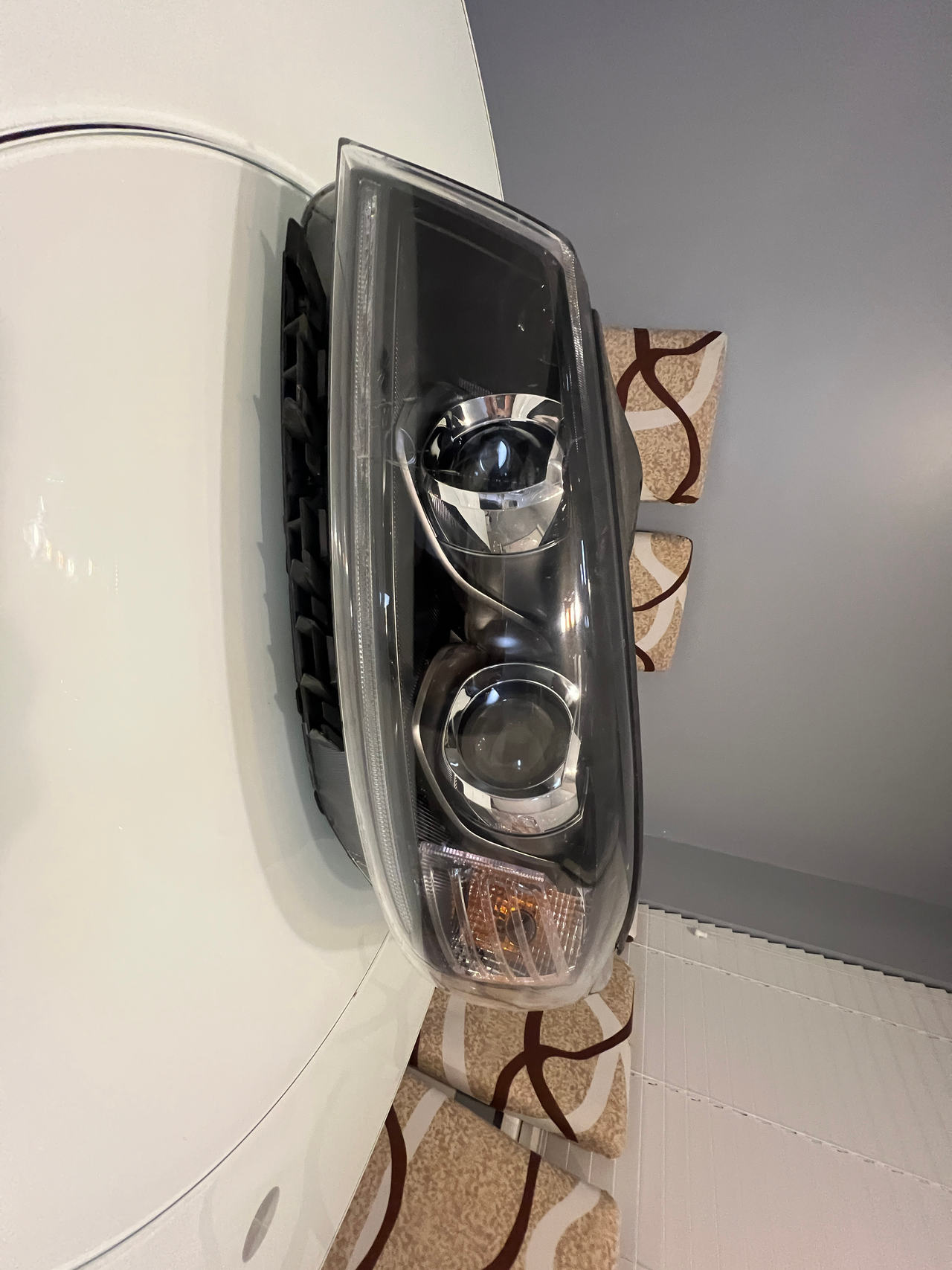 2019 2020 Kia Sorento Driver LH Left Halogen Headlight OEM