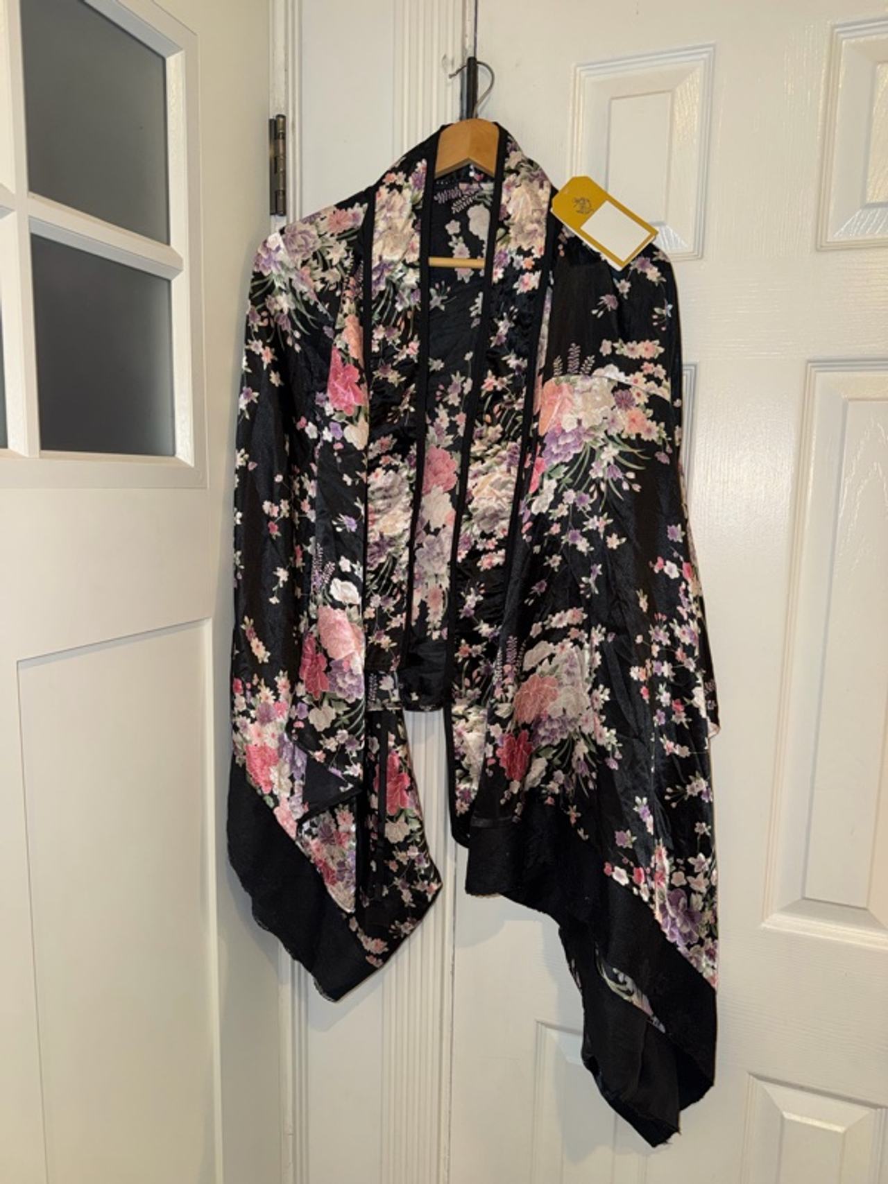 Smart Trend Floral Kimono Robe Black Flowers