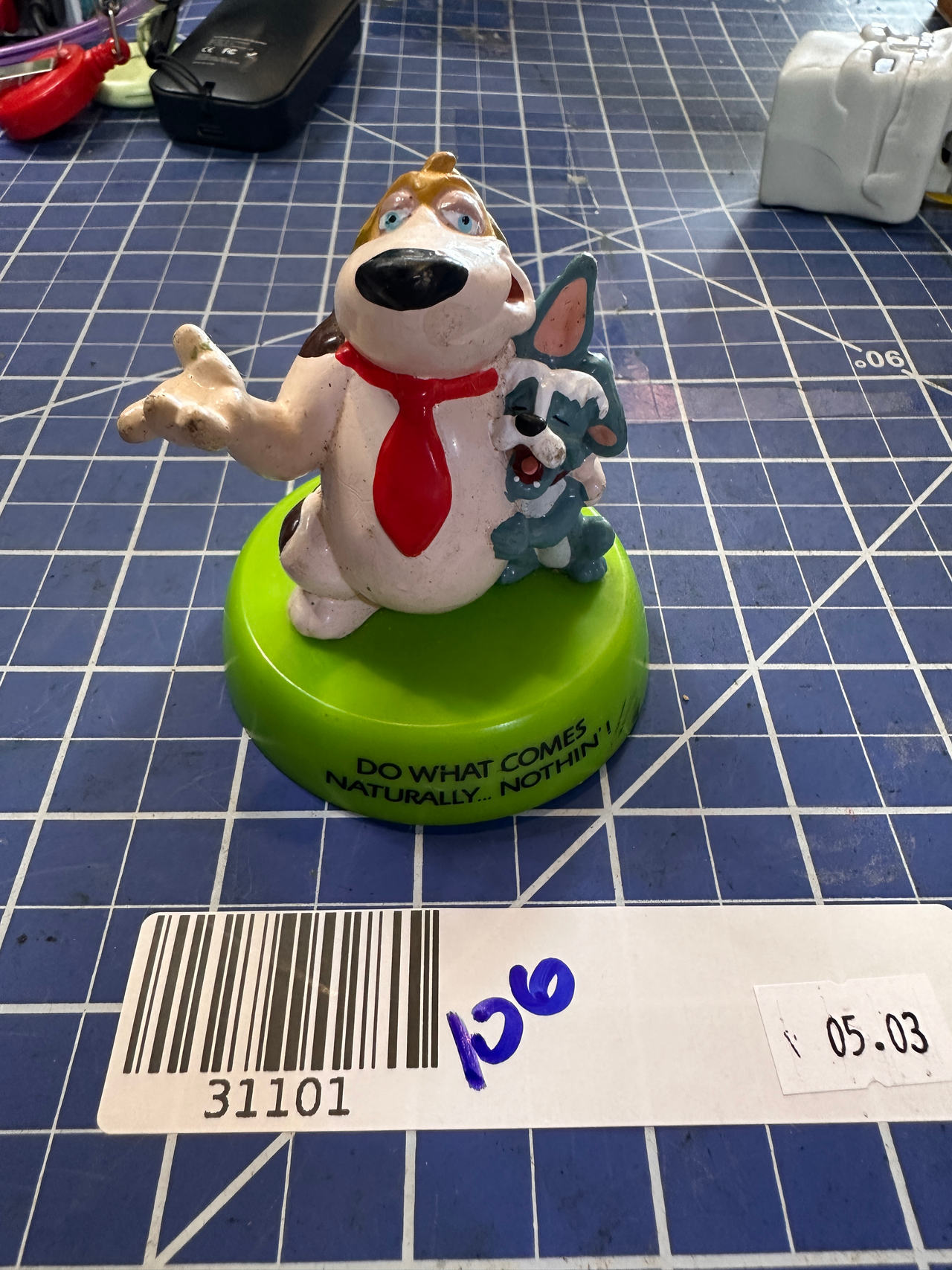 ROVER DANGERFIELD vtg pvc figure - Rodney DANGERFIELD animated character. 106