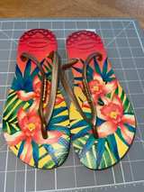 Havaianas Slim Tropical Flip Flops Size 6  - Image 1