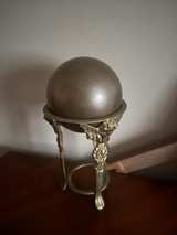 Brass Angel Stand with Gazing Ball - Image 2