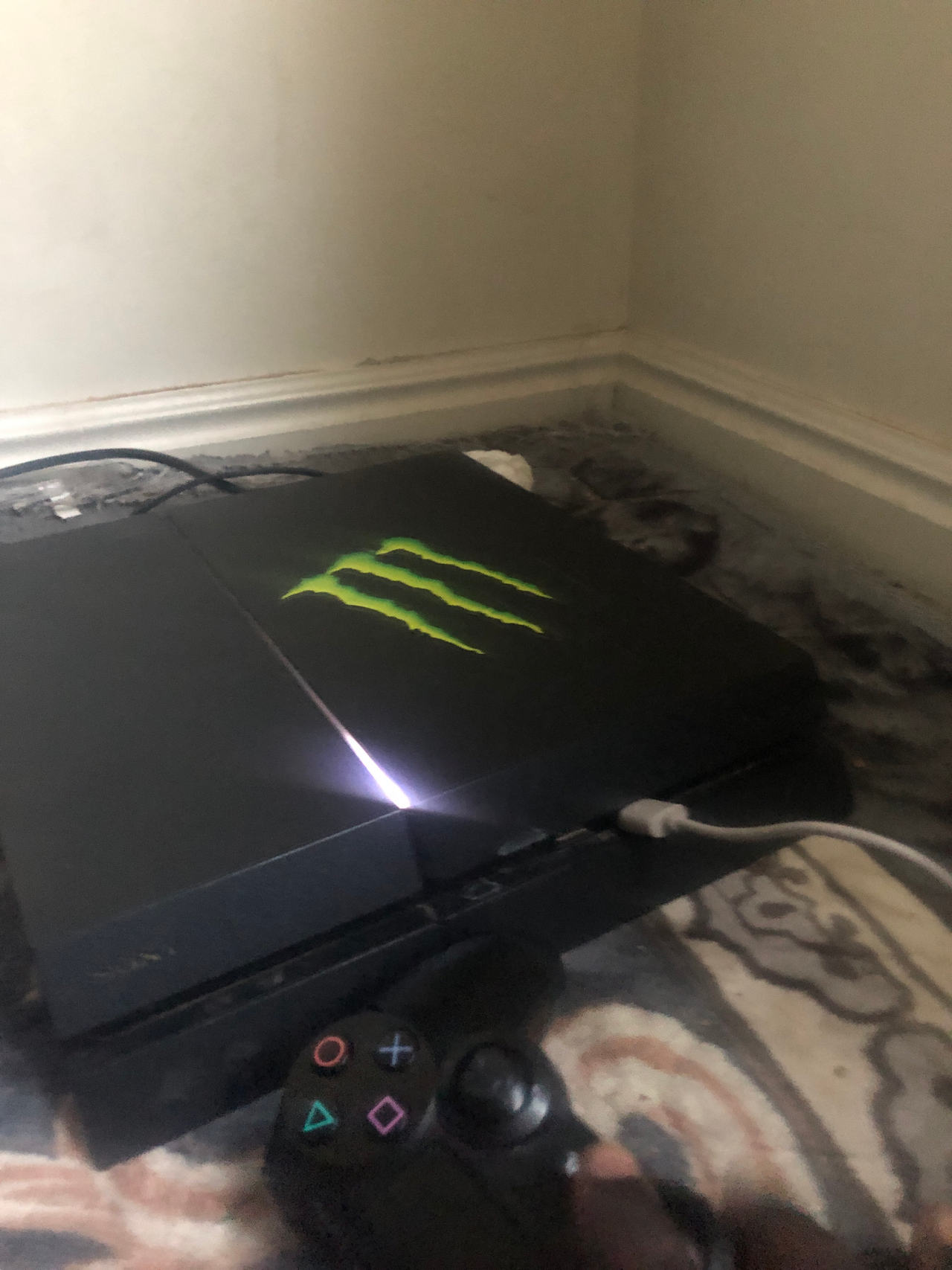 Sony PlayStation 4
