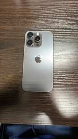 Apple iPhone 15 Pro 512GB Black Titanium Unlocked BH 87% - Image 2