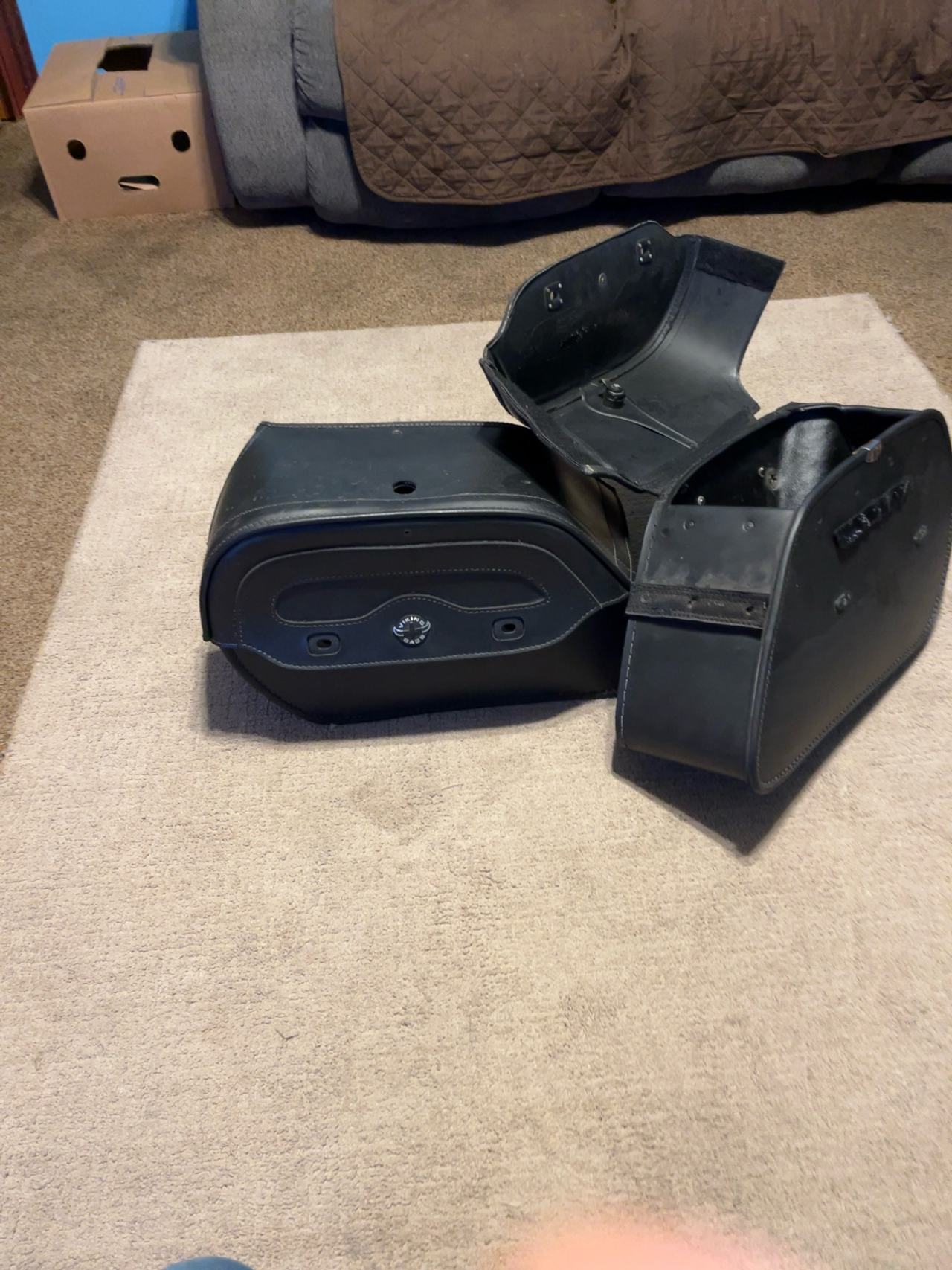 Viking Leather Motorcycle Saddlebag (Left/Right)