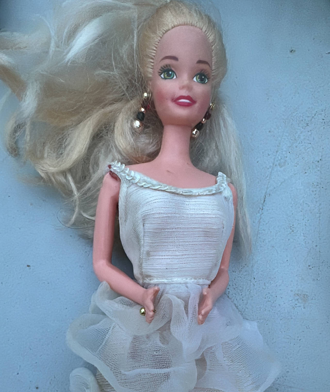 Barbie fashion doll, white tiered ruffle dress, vtg 1990s