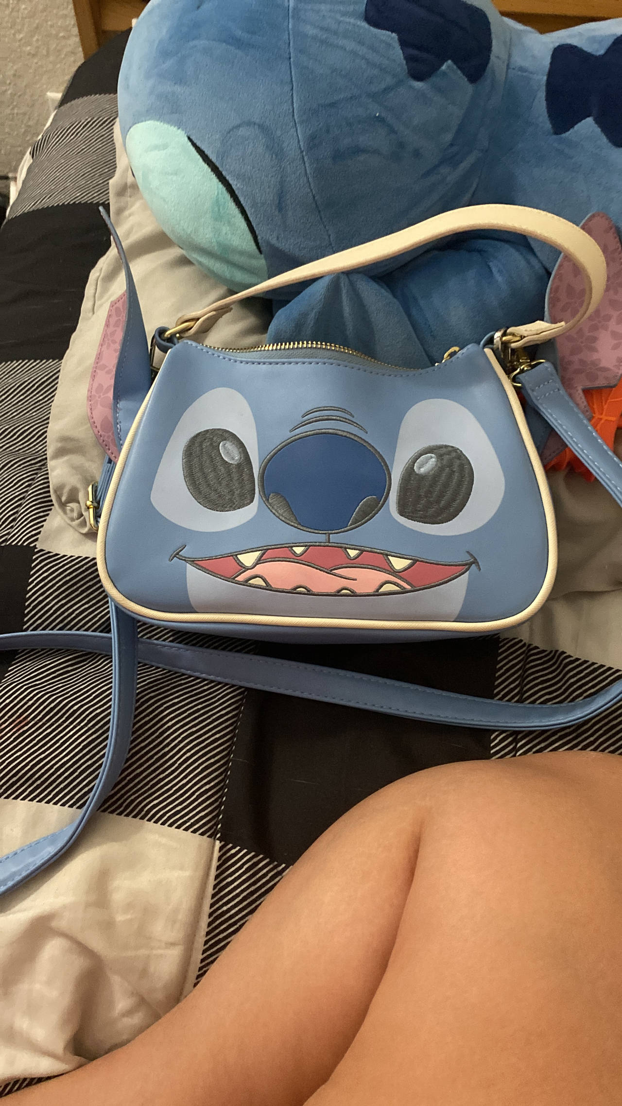 Loungefly Disney Lilo & Stitch Crossbody Bag