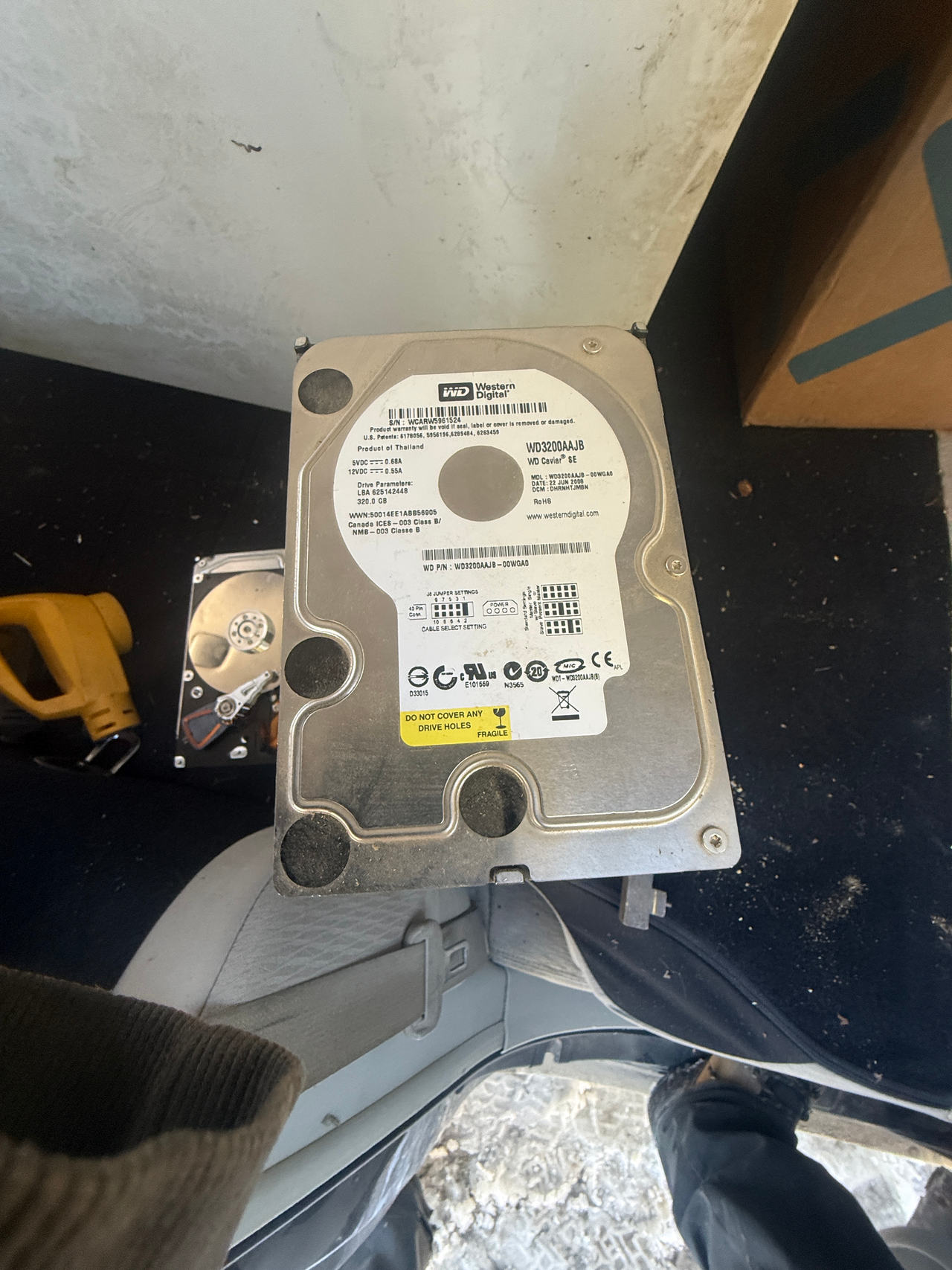 Western Digital WD3200AAJB 320GB Hard Drive