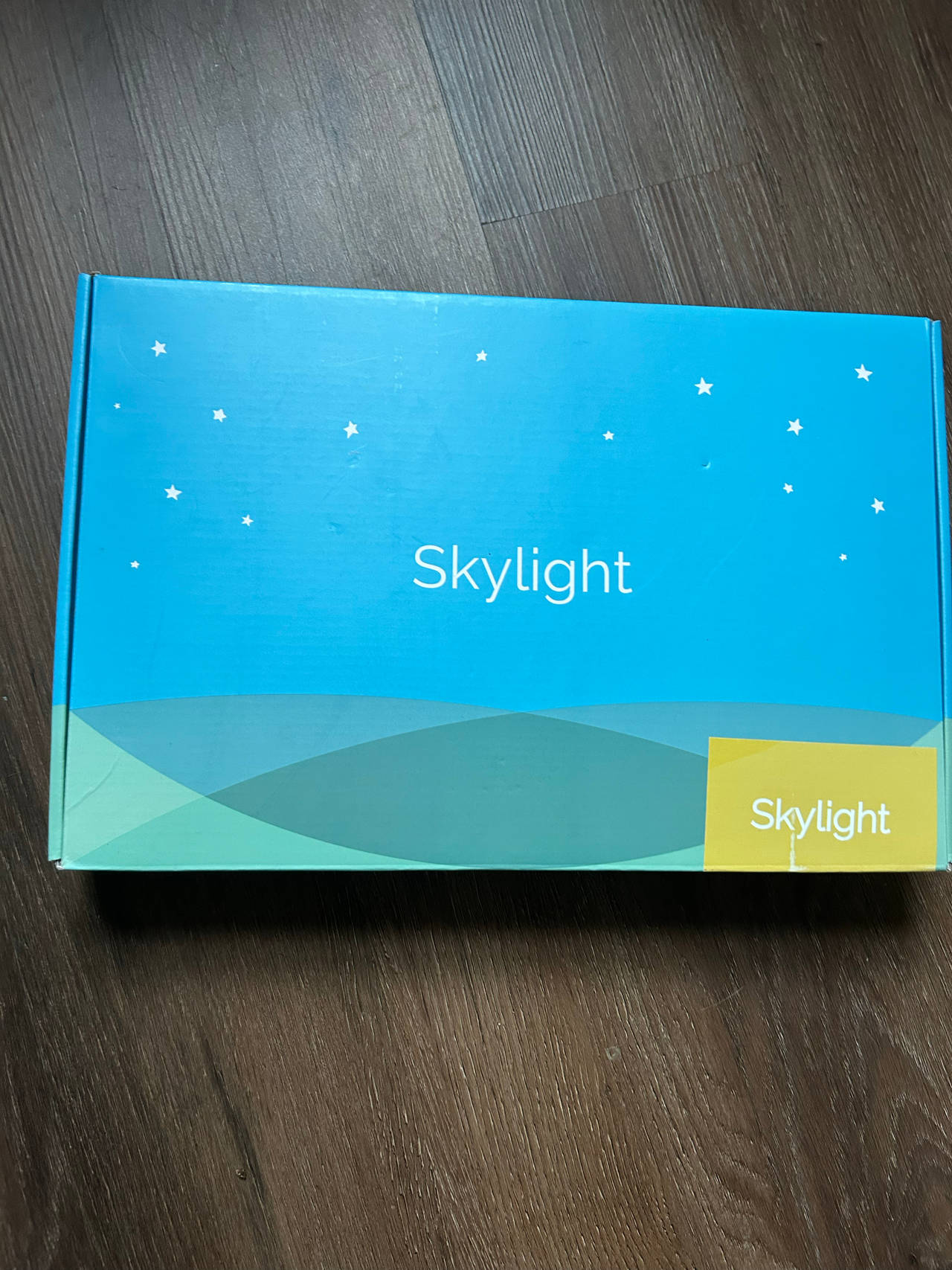 Skylight Frame 10-inch Wi-Fi Digital Photo Frame