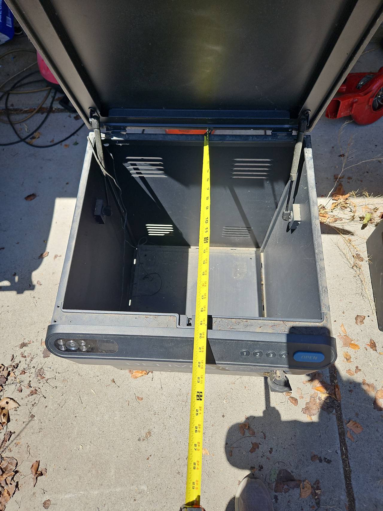 eufy Security Smart Delivery Box S330