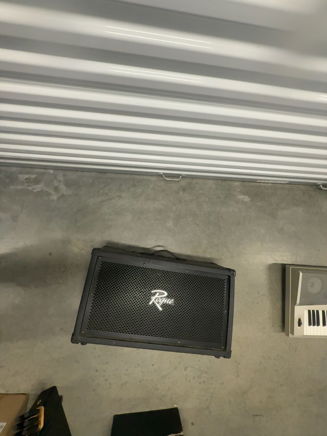 Rogue SC120R Stereo Chorus 120W 2x12 Guitar Combo Amp