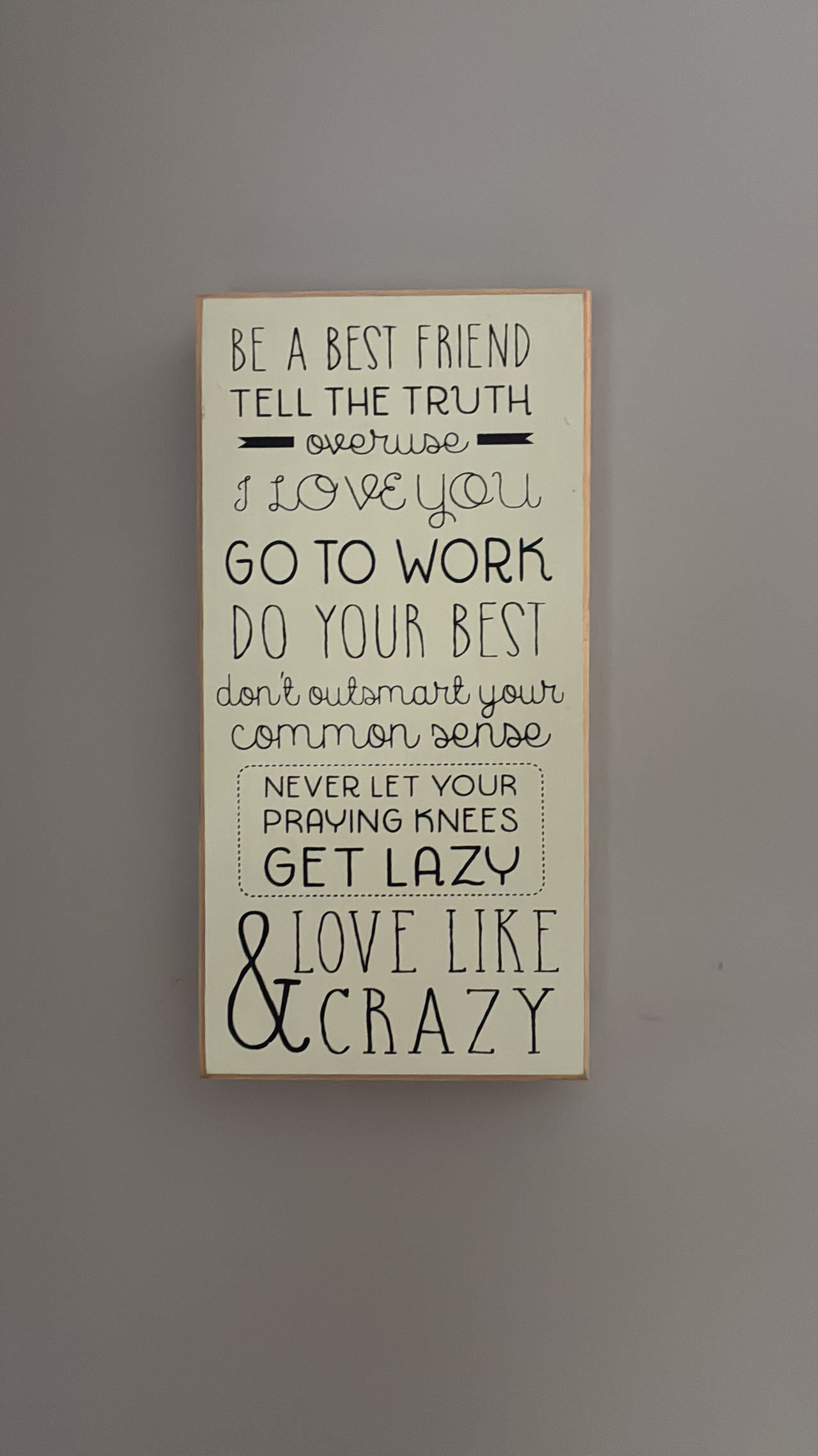 Be A Best Friend Wooden Wall Decor
