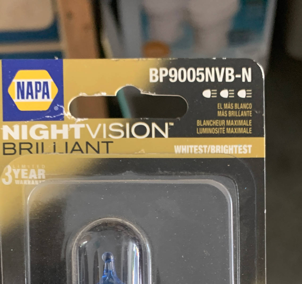 NAPA NightVision Brilliant 9005 Headlight Bulb