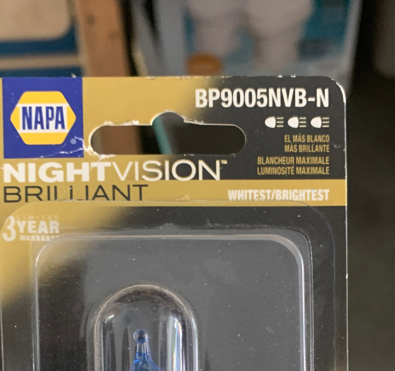 NAPA NightVision Brilliant 9005 Headlight Bulb