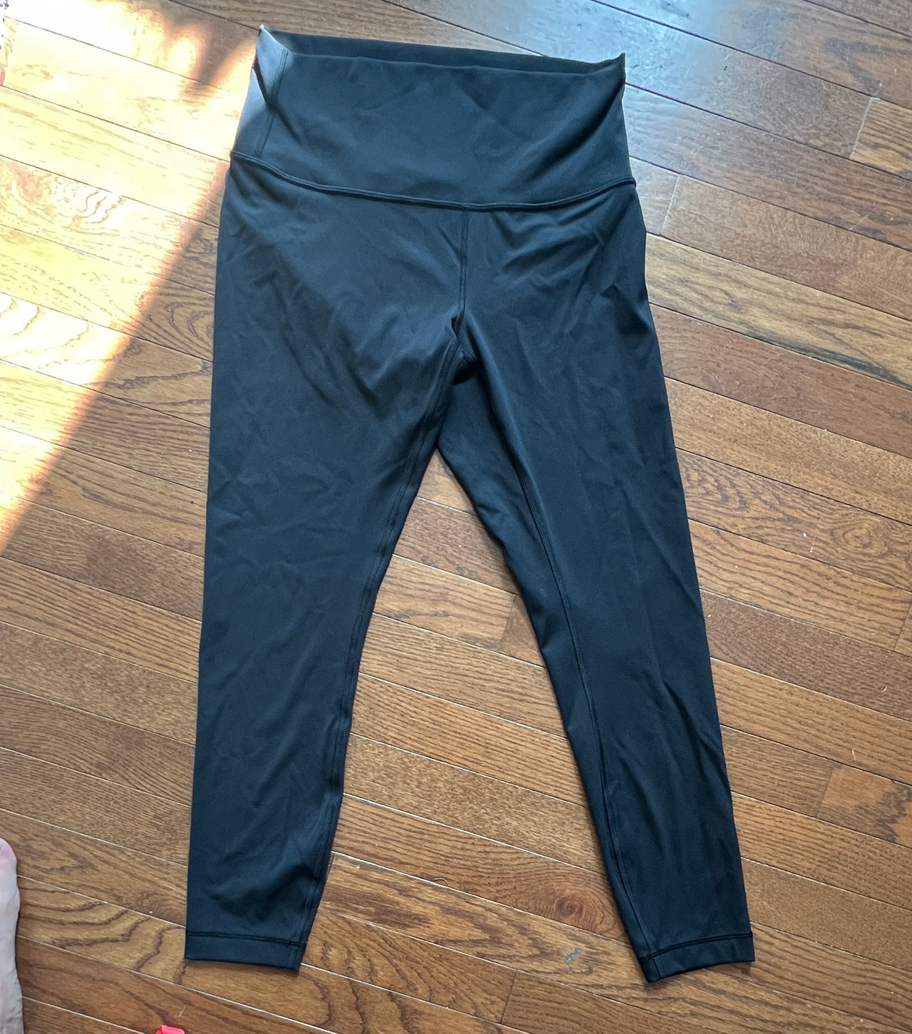 lululemon wunderunder 25” size 8