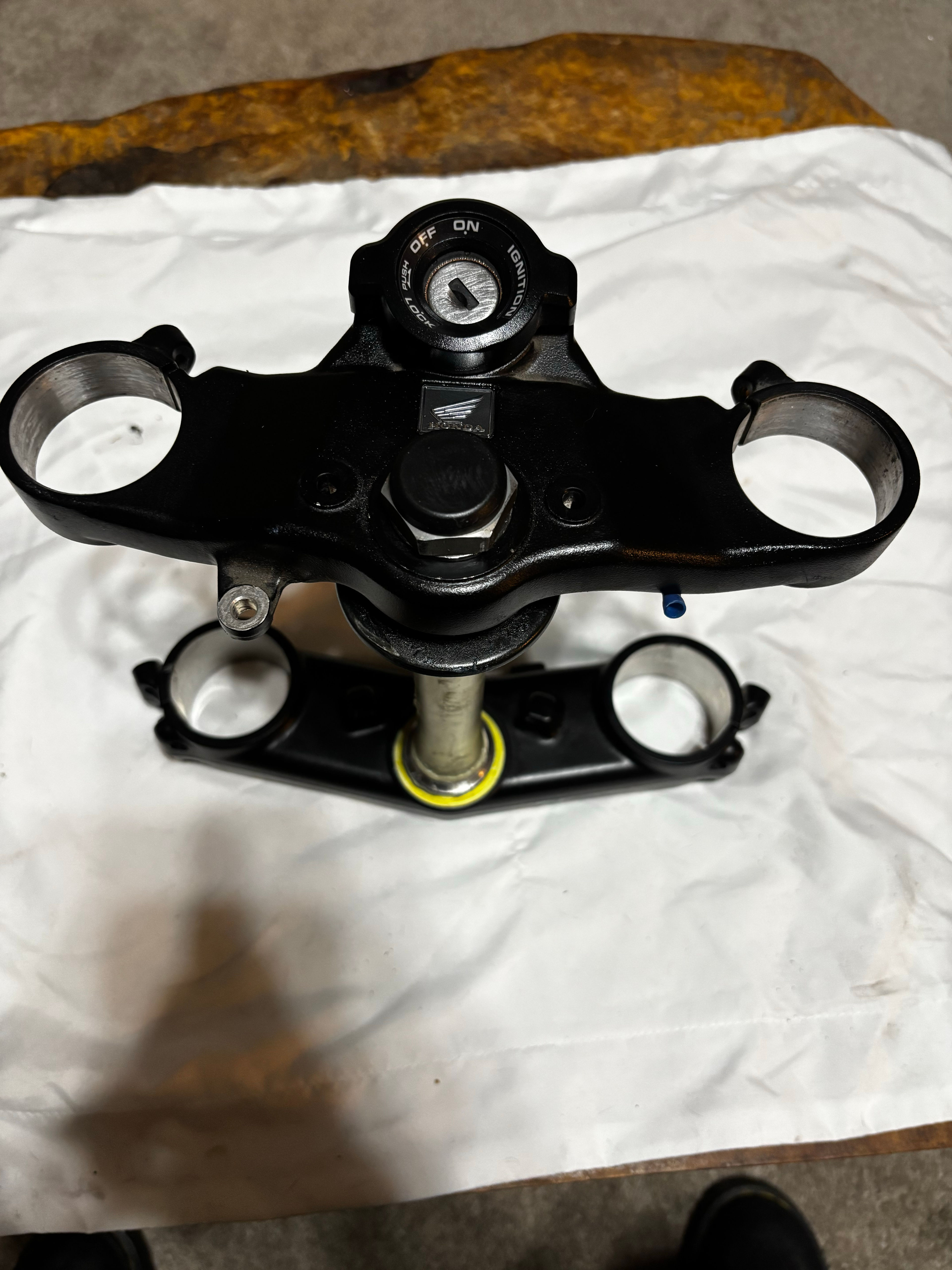 OEM 2021 Honda CBR600RR Upper and Lower Triple Tree Clamp with Ignition