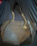 Michael Kors Jet Set Travel Tote - Image 1