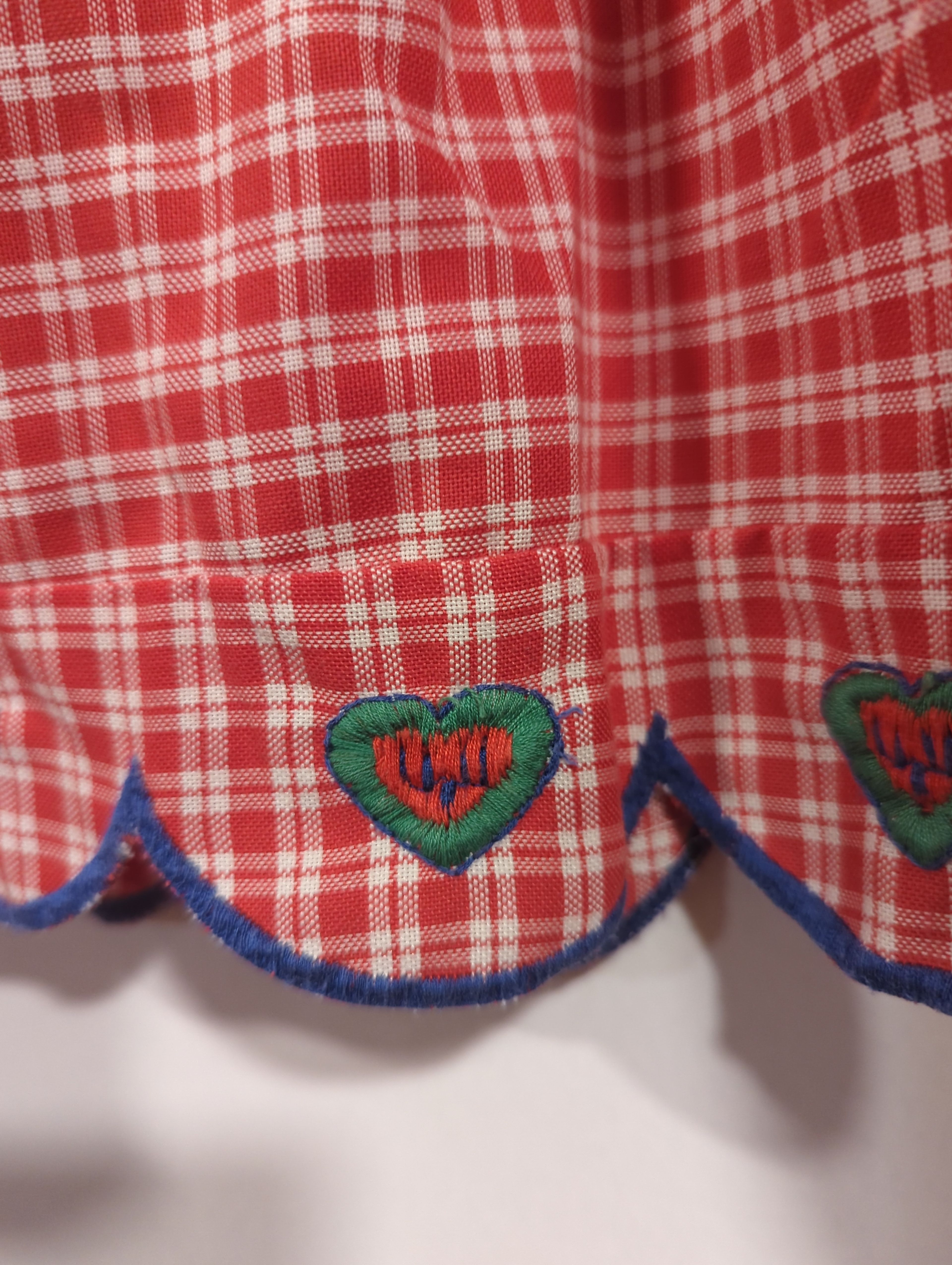 Girls Red Gingham Scalloped Dress- VINTAGE - Image 5