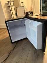 Insignia 1.7 Cu. Ft Mini Fridge Black - Image 2