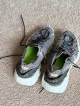 Women’s Nike Space Hippie 04 Sneakers Size 7 - Image 3