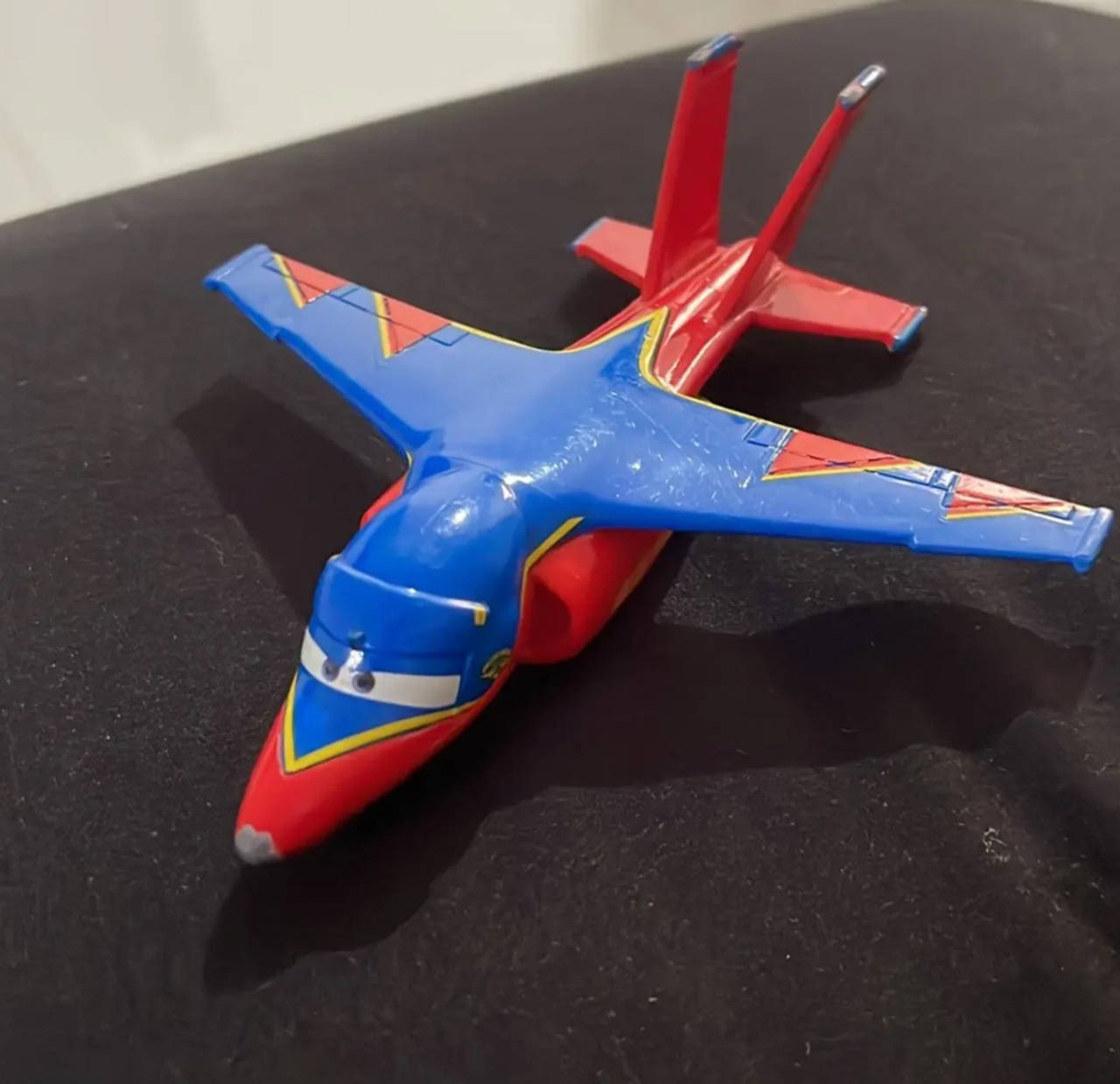 Disney Planes FALCON HAWK diecast plane collectible collection vehicle.