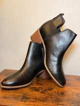 Dr. Scholl's Black Heeled Booties - Image 6