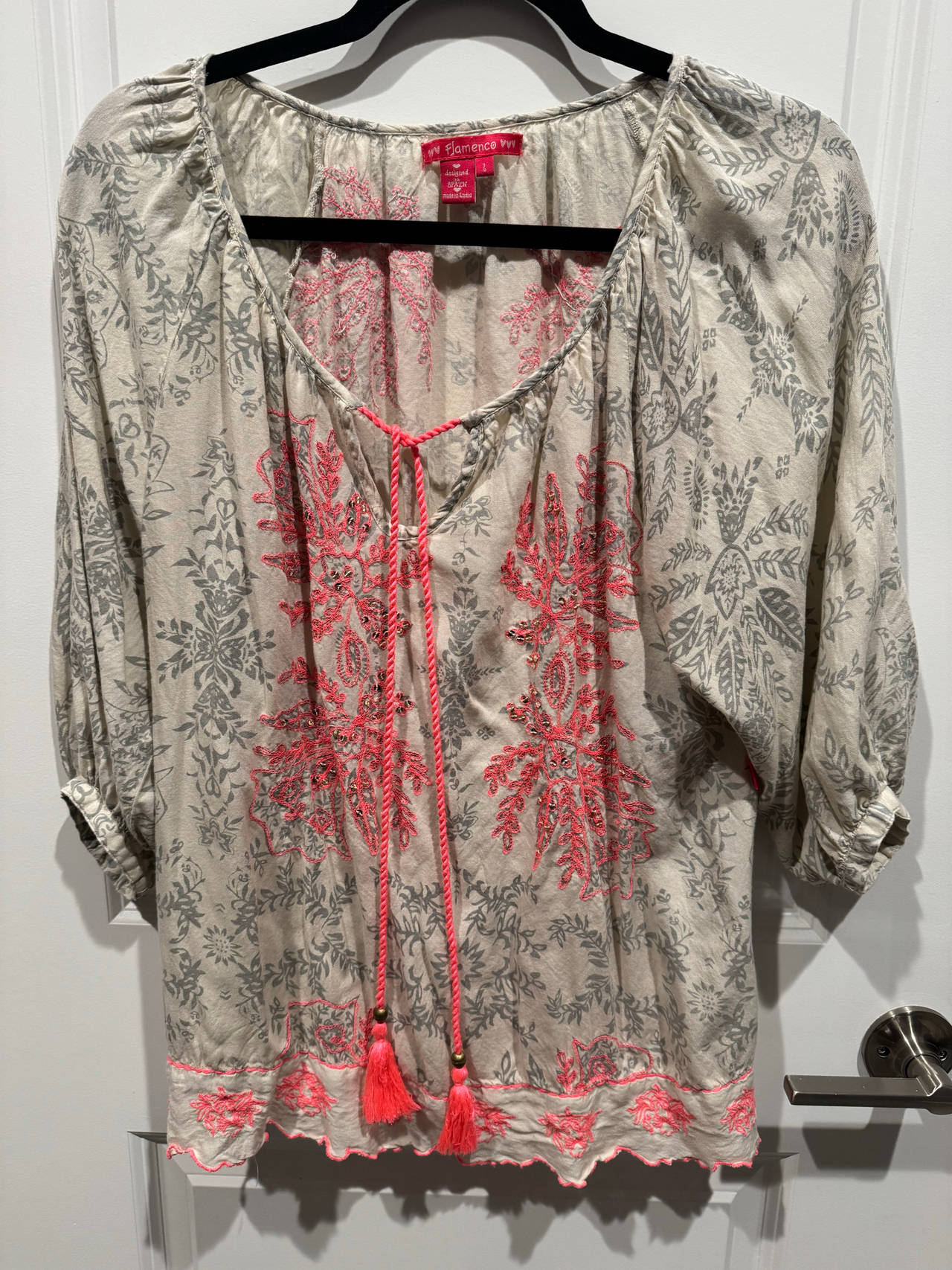 Flamenco gray Floral Embroidered Peasant Blouse with pink accents women’s size M