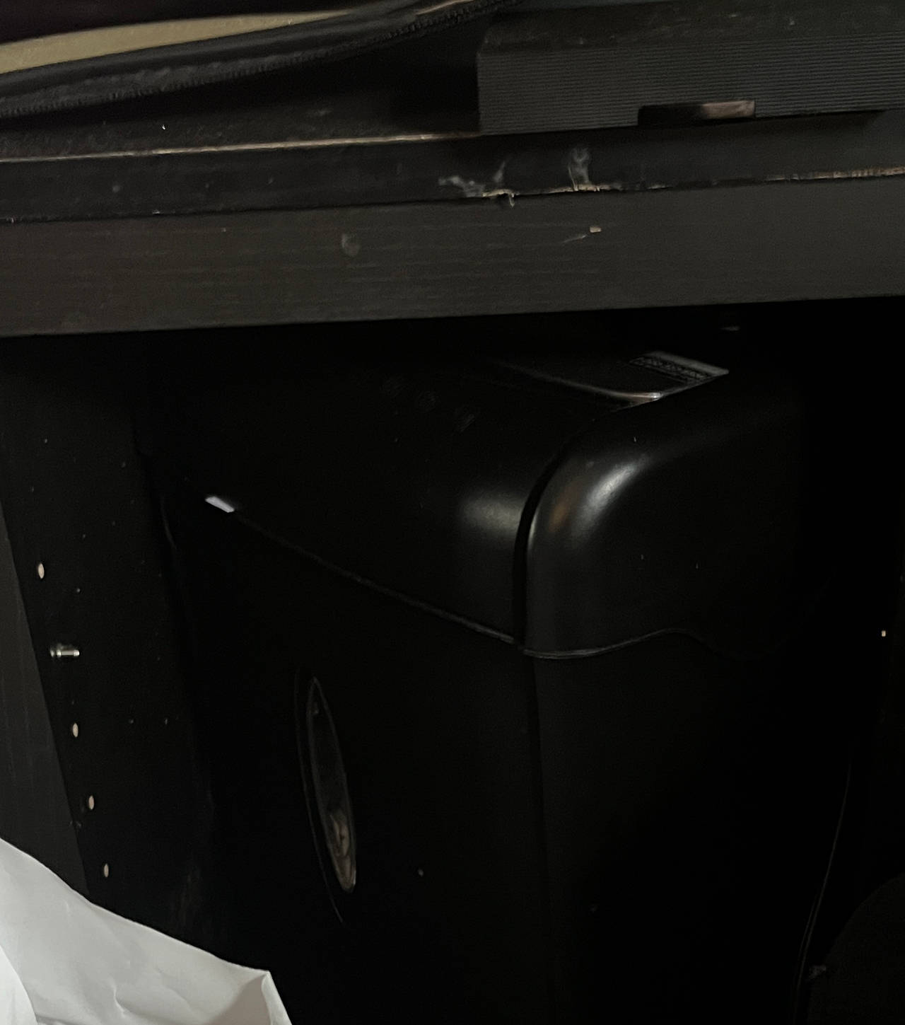 Amazon Basics Cross-Cut Paper Shredder