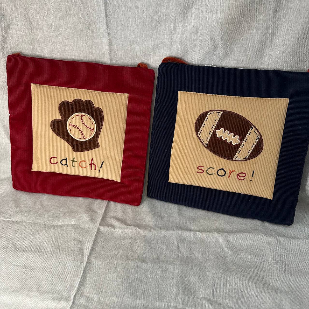 Sports-themed Decorative Wall Hangings Set