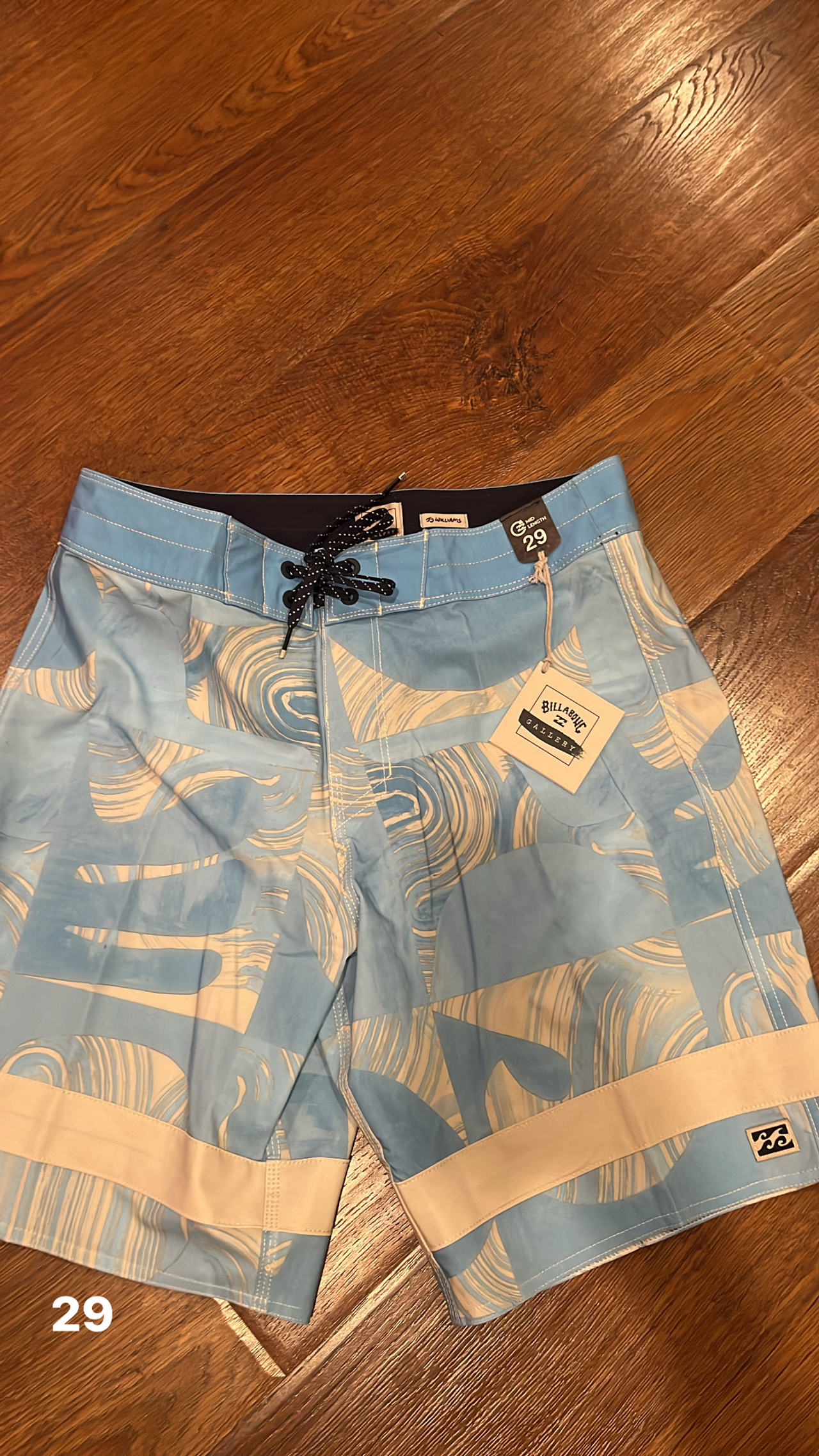 Billabong Gallery Boardshorts new with tags 29 waist
