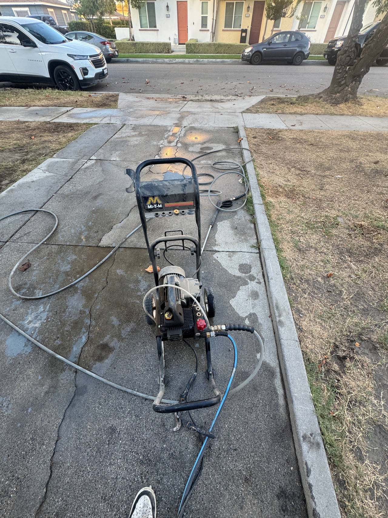 Mi-T-M Pressure Washer
