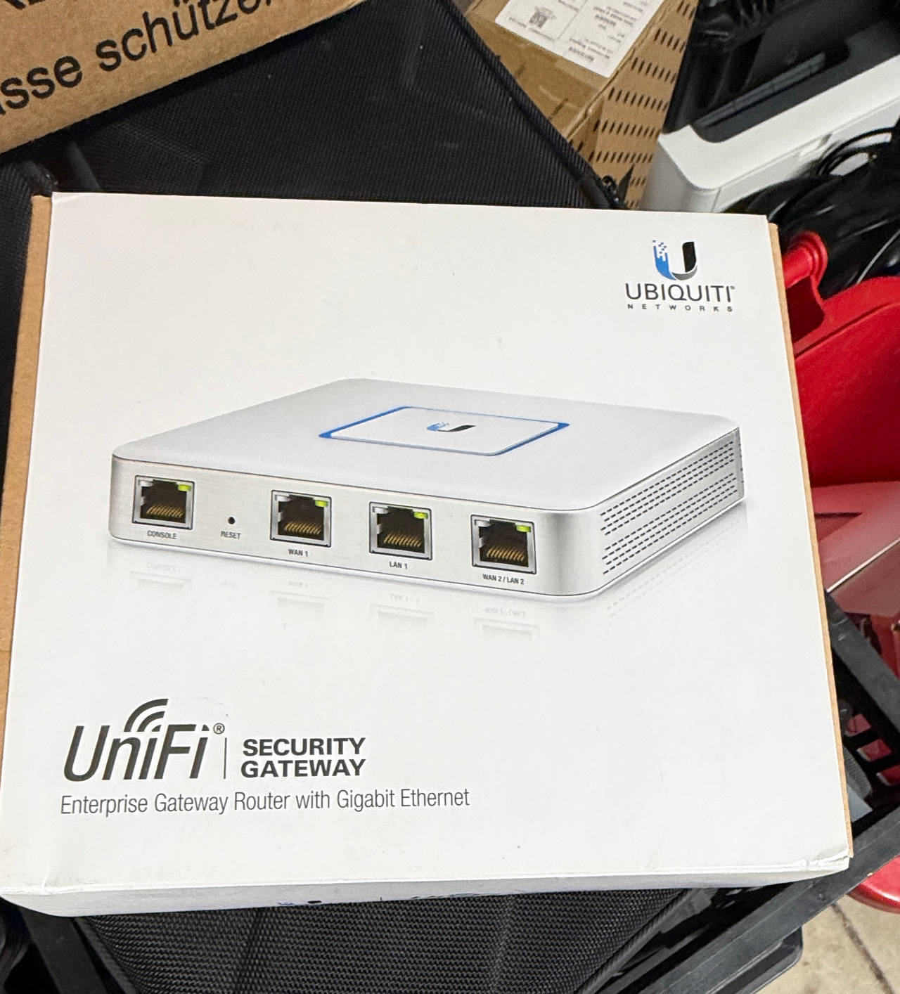 Ubiquiti UniFi Security Gateway (USG)
