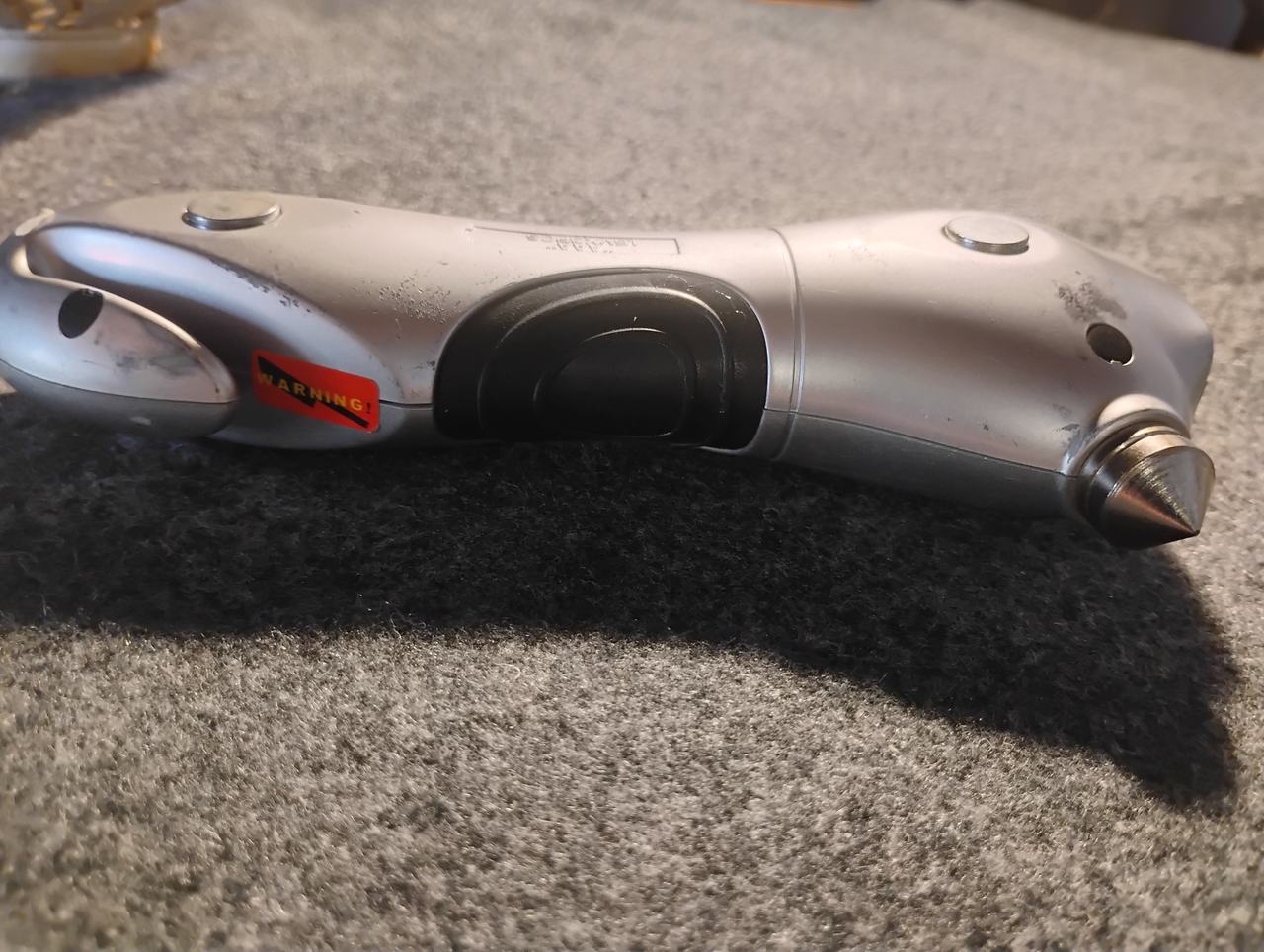 Emergency Window Breaker and Seatbelt Cutter Tool