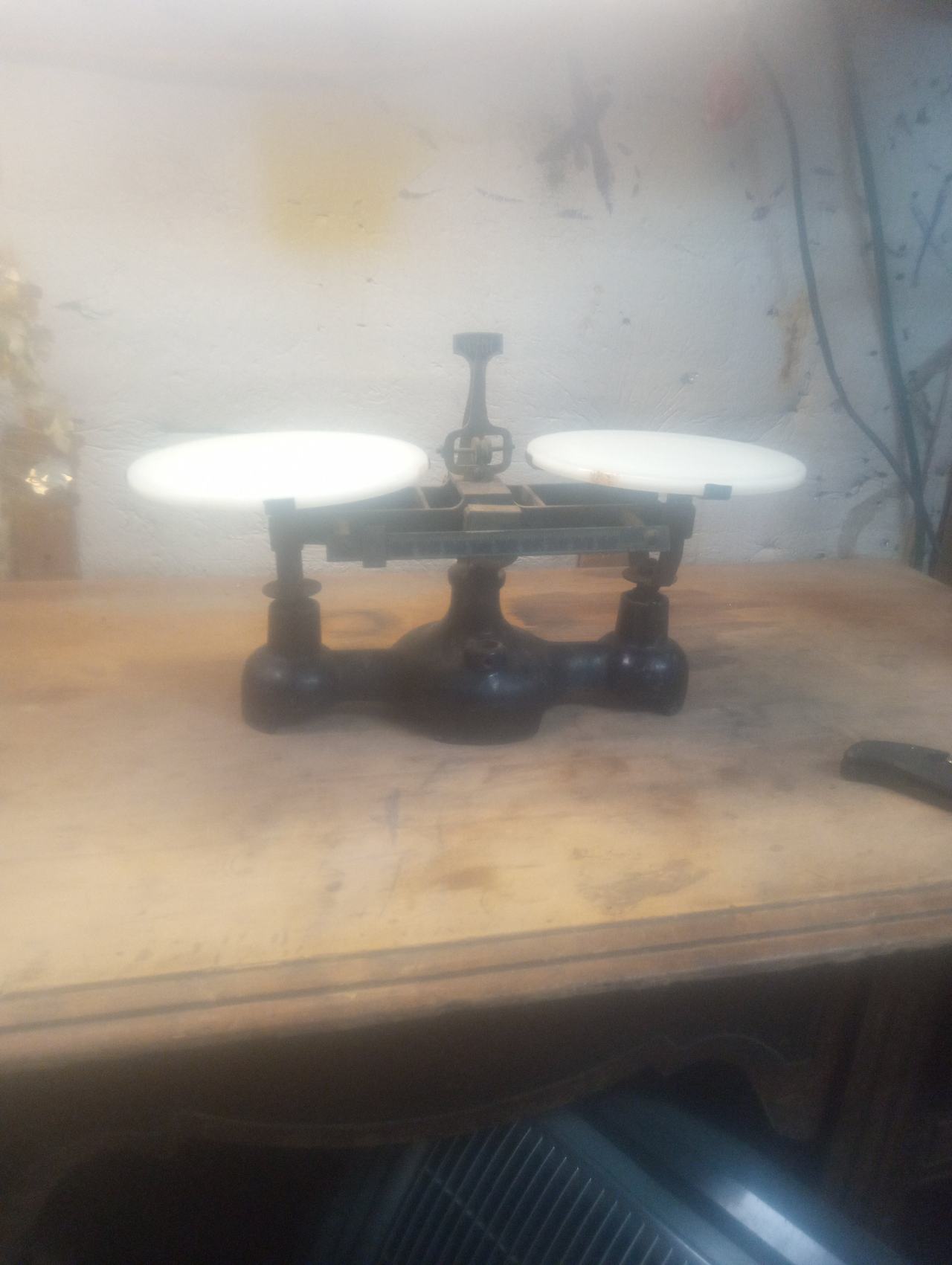 Torsion Balance Co. Antique Apothecary Scale