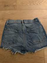 FRAME Le Cut Off Denim Shorts - Image 3