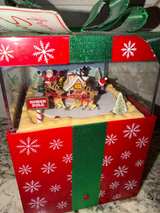 Gemmy Magic Music Box Pop Up Animated Present WORKS BUT DOES NOT OPEN CLOSE - Image 2