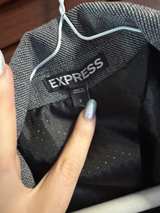 Express Women's Gray Blazer - Image 2