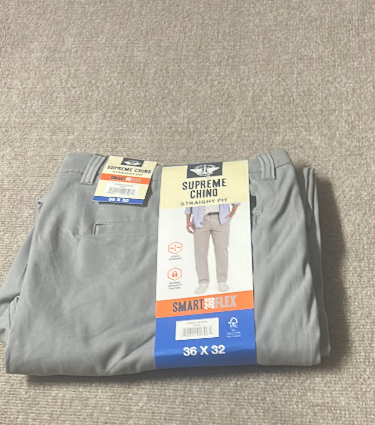 Dockers Supreme Chino Straight Fit Smart 360 Flex Pants