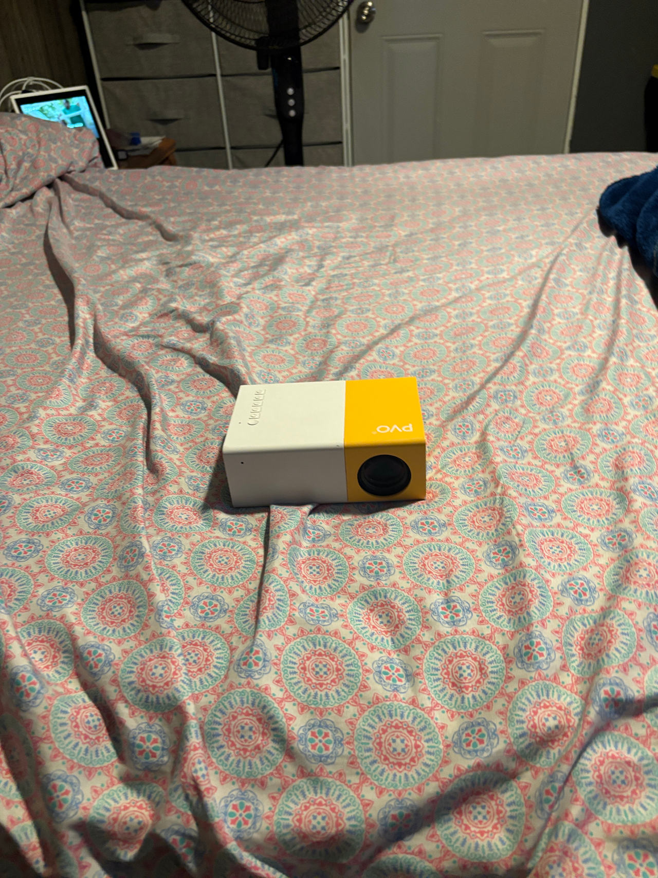 Vankyo Leisure 3 Mini Projector