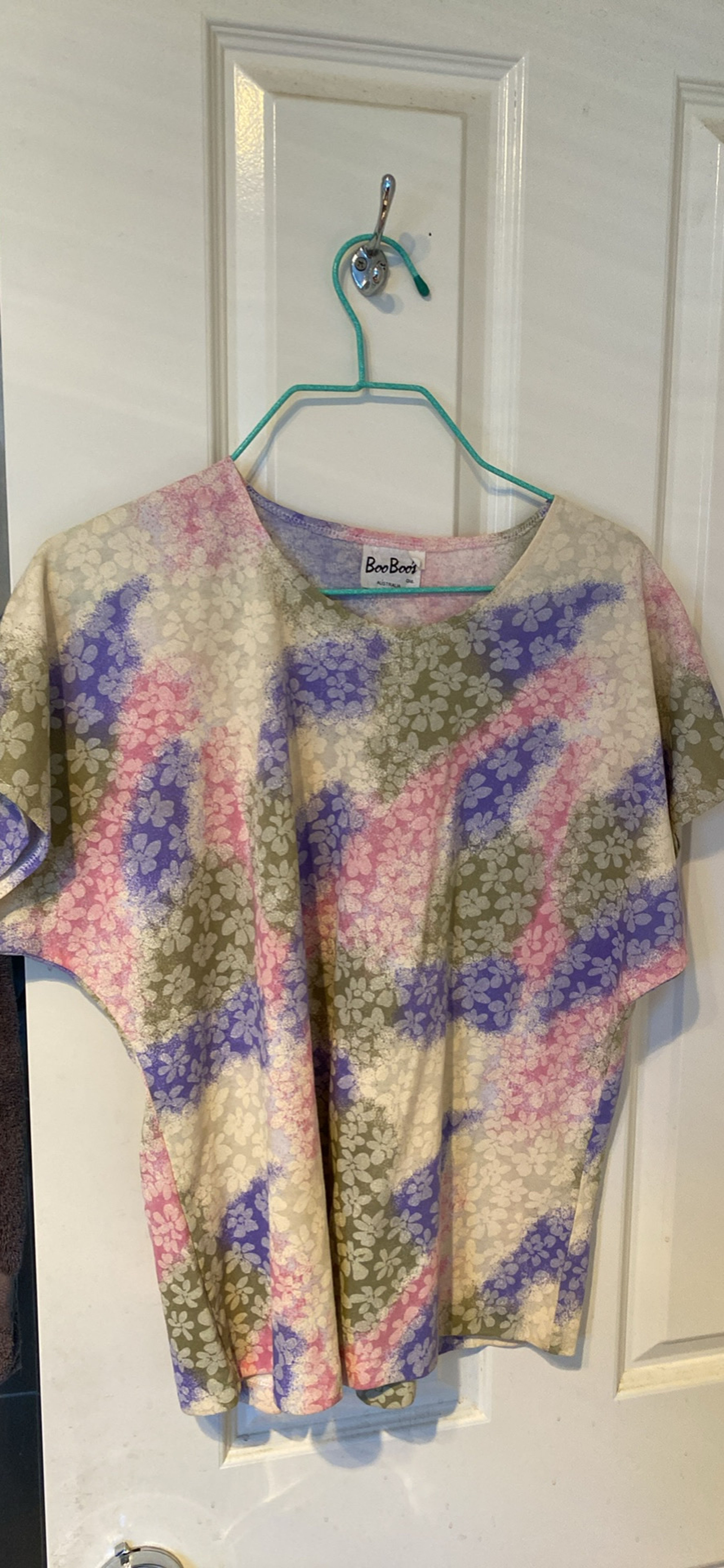 BeeBee Floral Tie-Dye Small T-Shirt - Image 2