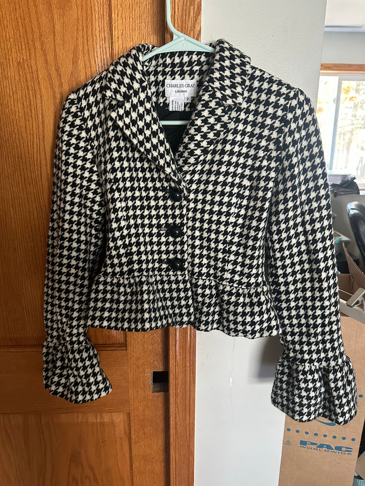 Charles Gray London Houndstooth Peplum Blazer 100%Wool