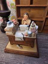 Gary Patterson Ceramic Figurine - The secretary - Image 3