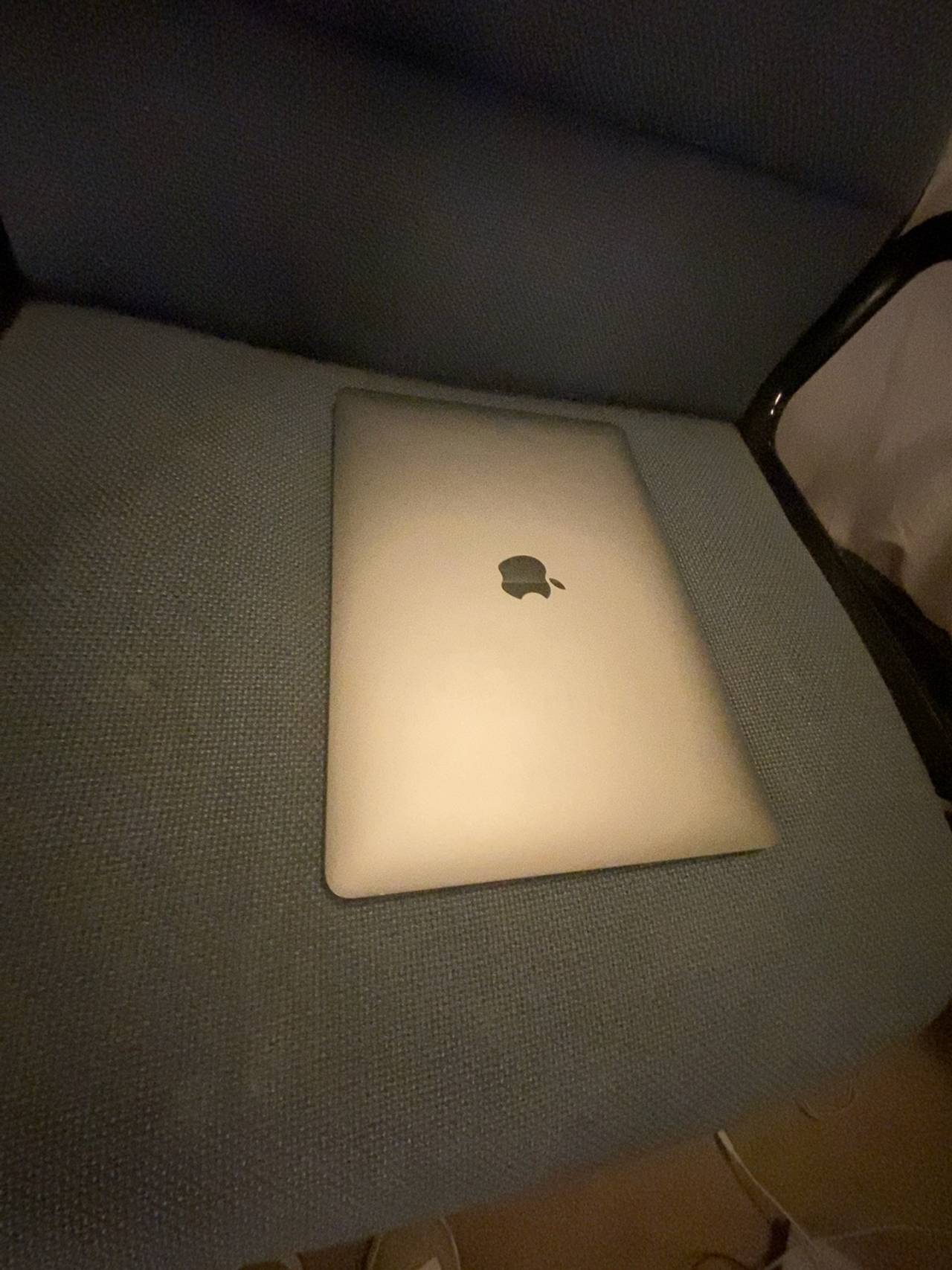 Apple MacBook Air 13.3" Silver