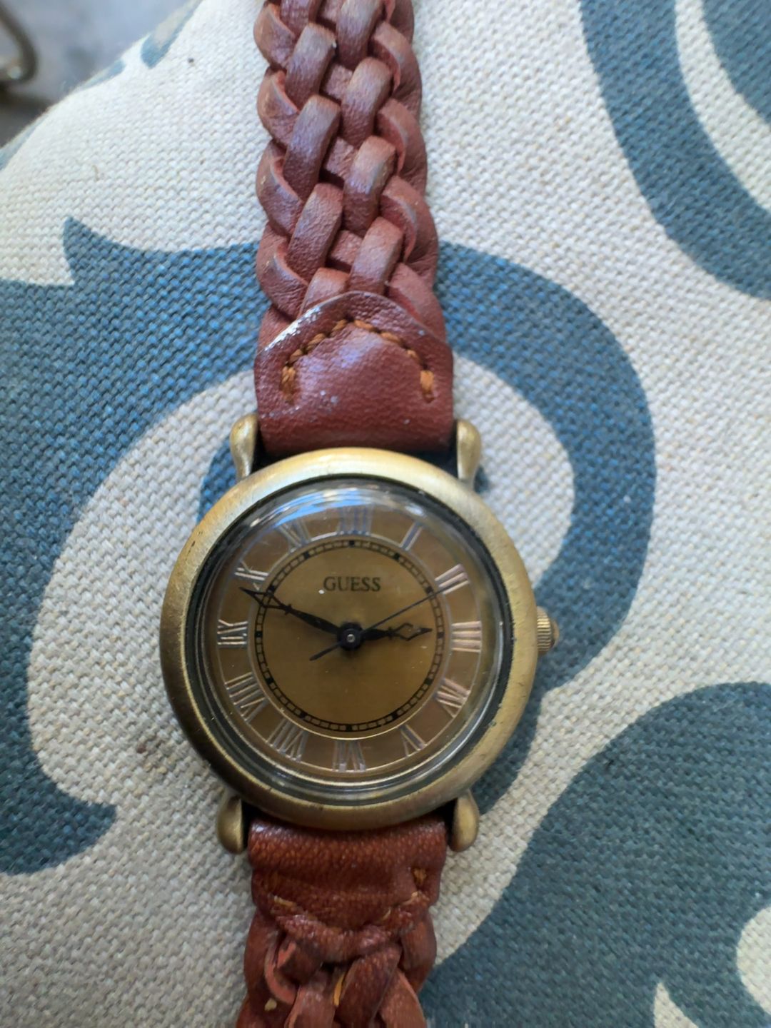 Vintage Guess Gold Tone Round Case Watch with Leather Strap